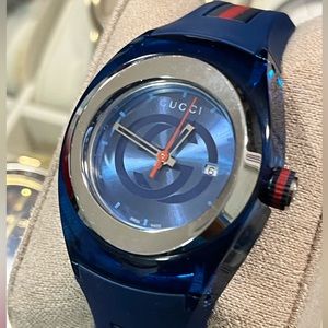 GUCCI PRE-LOVED AUTHENTIC BLUE COLOR RUBBER STRAP SIGNATURE WEB WATCH
